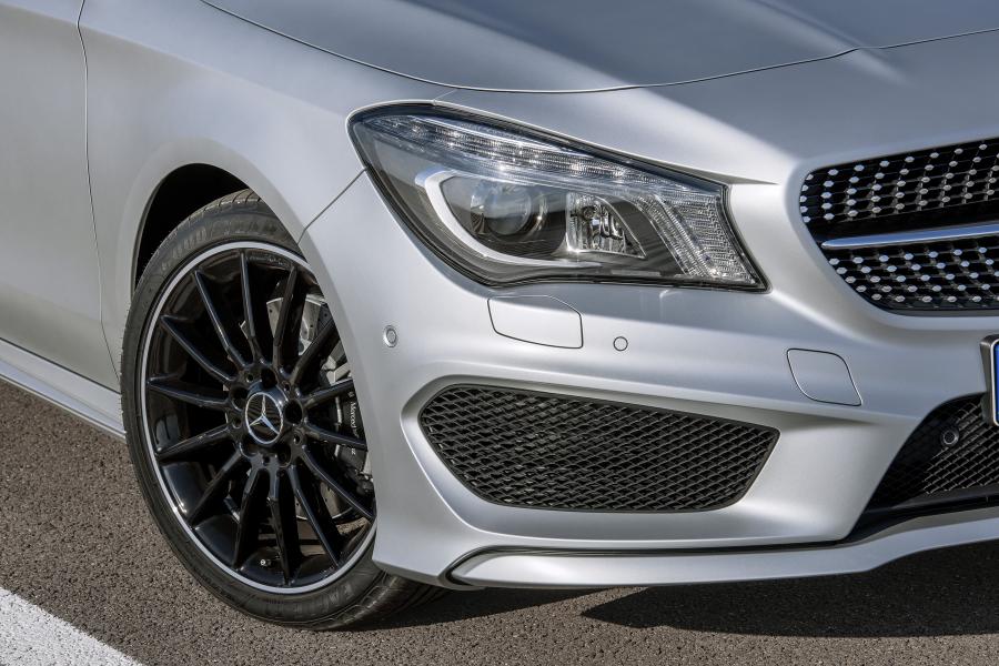Детали экстерьера Mercedes-Benz CLA250 AMG Sports Package Edition 1 (C117) 2013 года  (фото 41 из 72)
